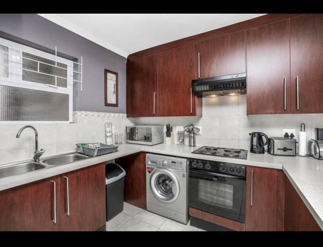2 BEDROOM PROPERTY TO RENT IN RIVONIA